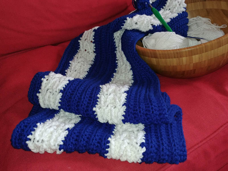 Herringbone Afghan in Maple Leafs colours